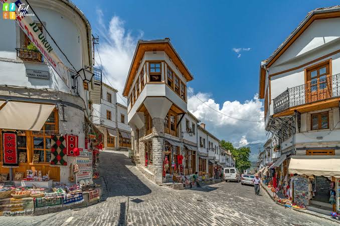 Fier → Gjirokastër